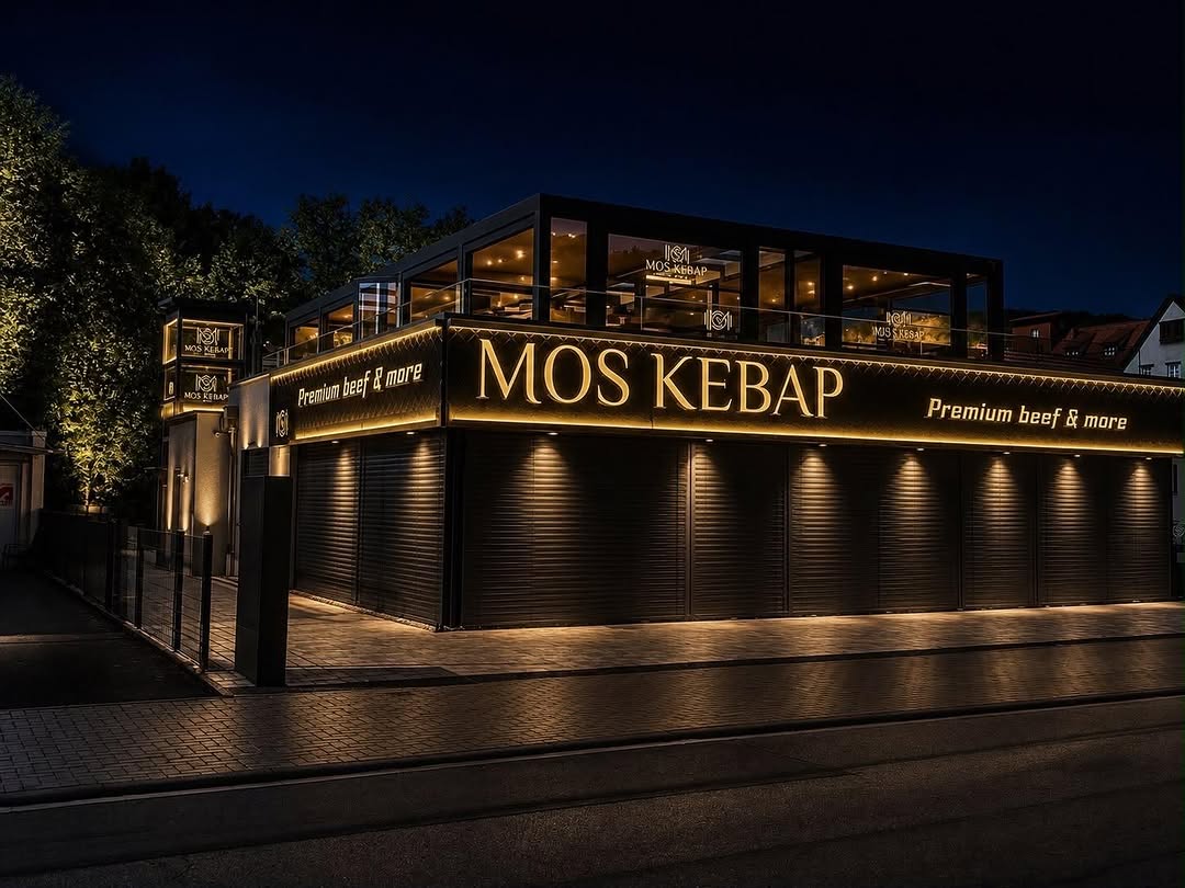 Das neue MOS-Kebap & Pizza House in Mosbach-Neckarelz bei Nacht